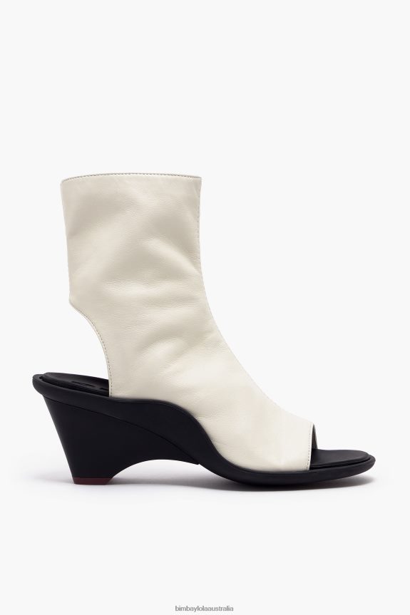 Footwewar 4062VZ580 Ivory Bimba Y Lola Leather Sandal Boot