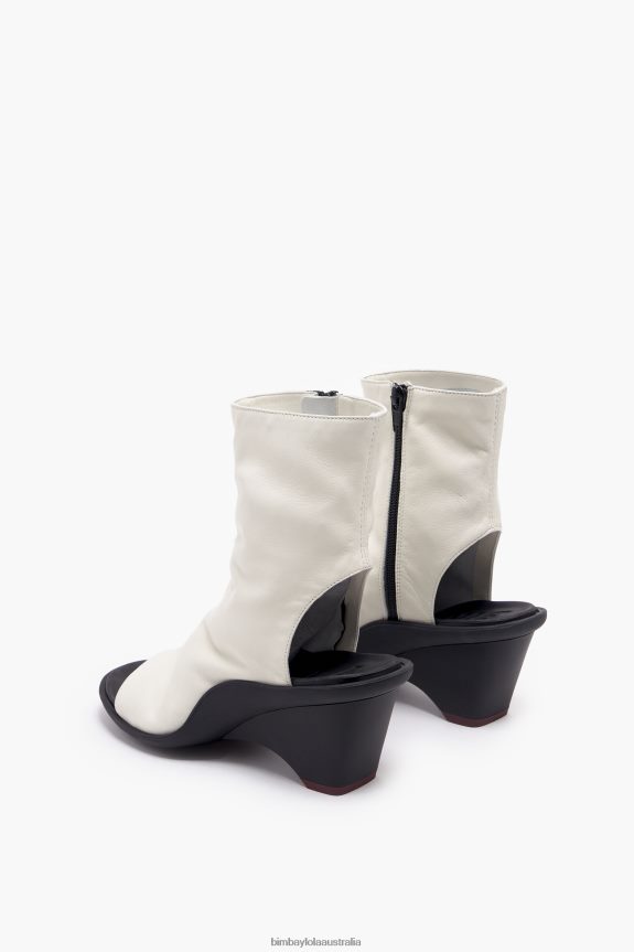 Footwewar 4062VZ580 Ivory Bimba Y Lola Leather Sandal Boot
