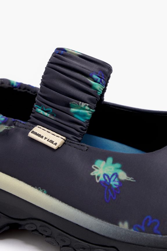 Footwewar 4062VZ550 Gray Bimba Y Lola Spray Flowers Print Pulpo Runner Ballerina